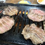 焼肉とよ - 塩タン