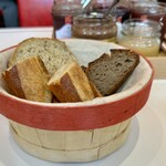 VIRON - 1人分のバケット（ちょっと少ない）