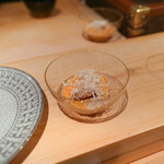 鮨 尚充 - うにまぐろかまご飯にサマートリュフをかけて完成