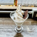 gastropub GOZO - ソフトクリーム
