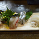 大納言本家 - 刺身盛り合わせ