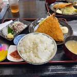 市場食堂 せん政水産 - 