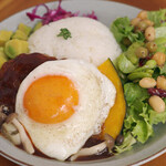 ダイニングカフェ バンビ - ロコモコ丼