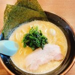 横浜家系ラーメン 吟家 - 