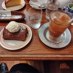 ブンブン紅茶店 - シフォンケーキ