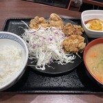 吉野家 恵比寿駅東口店 - タルタル南蛮から揚げ定食　とん汁