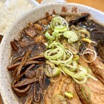 麺武 はちまき屋 - しょうゆラーメン　チャーシュー3枚　小ライス