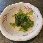 網元料理 徳造丸 - ご飯のお供　シソワカメ
