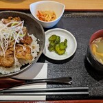 FAMILY RESTAURANT TALK - 豚丼@850円