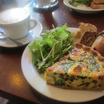 パーラー江古田 - ほうれん草とリコッタチーズのキッシュセット　