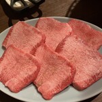 炭火焼肉ホルモン うらら - 