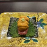 肉懐石 凜然 - 但馬牛と雲丹の手巻き