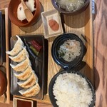 肉汁餃子のダンダダン - 