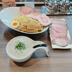 あいつのラーメン かたぐるま - 