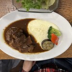 ブレッド マチエール - 牛ホホ肉の赤ワイン煮込み