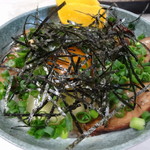 お食事処　もり - 焼き豚丼５００円贅沢なネギと海苔がええぞん♬