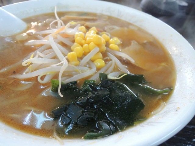 渓流茶屋早坂 - 七ケ岳登山口（食堂）の写真