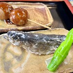 Teuchi Soba Kyouzan - ヤマメの姿揚げと蕎麦団子