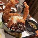 Kiharutei - エビフライ丼1800円