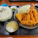 味処 まるたか - ミックスフライ定食　大盛り