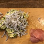 浜焼き海鮮居酒屋 大庄水産 - シラスとあおさの玉子焼のアップ(上から)