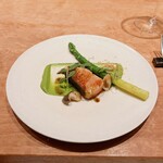 MOKO - 秋田産桜鱒、アスパラガス