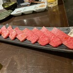 Matsuzakagyuu Toriatsukaiten Yakiniku Shirahige - 