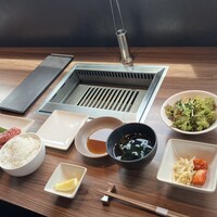 焼肉うしごろ 新宿三丁目店 - 