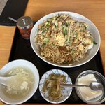 楽苑 - 上海焼きそば