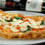 PIZZERIA FAMIGLIA - 