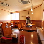 ニュー高円寺インディア - ゆったりとした2階席