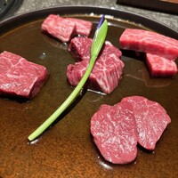 焼肉 思食 - 