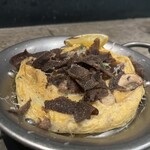 RODEO - 十勝マッシュルームのオムレツ〜黒トリュフがけ〜