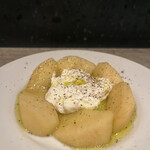 RODEO - りんごのコンポートとイタリア産のブラータチーズ