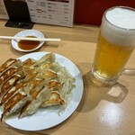 石松餃子 - 餃子15個と地ビール(静岡麦酒樽生)