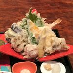 手打ちそば 創愿 - 贅沢な「天盛り」