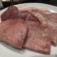ビーフキッチン 渋谷店 - 塩焼き4種