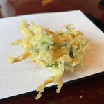 Ozashiki tempura tenmasa - 白魚のかき揚げ