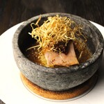 【季節的石鍋】 烤神戶豬米茄子的田樂燒風味