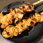 居酒屋 もぢょい有限会社 - もつ屋のしろ(1本)　98円　