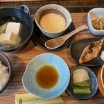 御厨 - 朝のとろろ汁膳