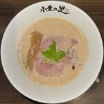 小麦の星 - 濃厚鶏白湯そば　930円