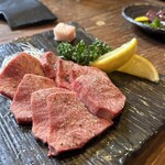 七輪焼肉 楽しいら - 