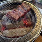 七輪焼肉 楽しいら - 