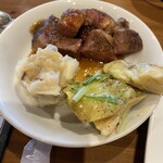 川根温泉 レストラン - ライブキッチンでやってたステーキ、焼売、真鯛のクリーム煮。