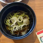 川根温泉 レストラン - 静岡茶を使った茶そば。冷たい出汁でいただく。
