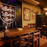 ラフロール - テーブル席もあります。