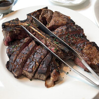 Morton's The Steakhouse 丸の内 - 2．プライムポーターハウス（42oz=1190g）