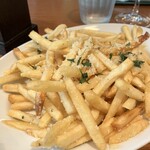 TWELVE GARDENS BAR&GRILL - 