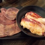 七輪焼肉 安安 - 牛タン+黒毛和牛上カルビ